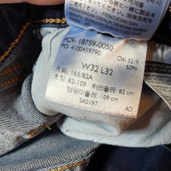 Levi’s 725 High Rise Boot cut size 32/32. Minimal wear - Picture 5 of 8